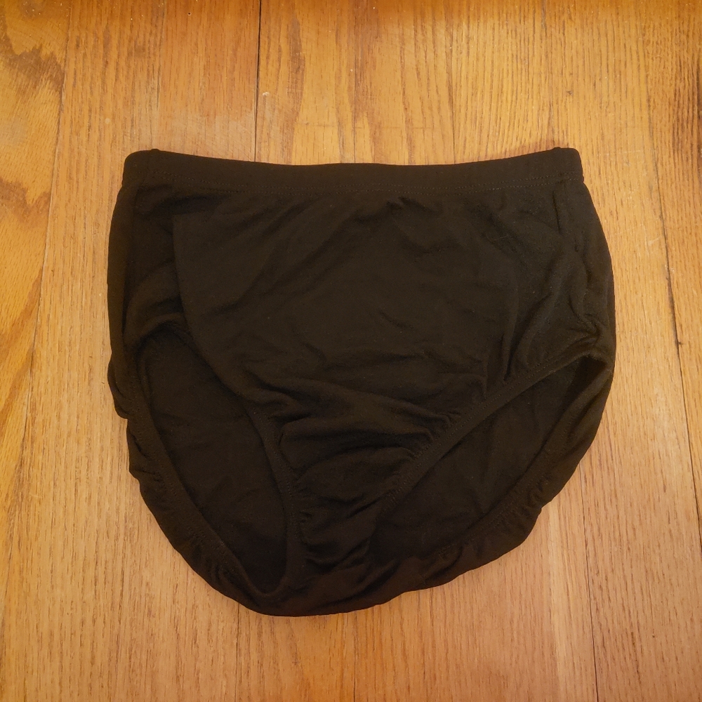 Body Wrappers Black Nylon Bloomers Kick Pants